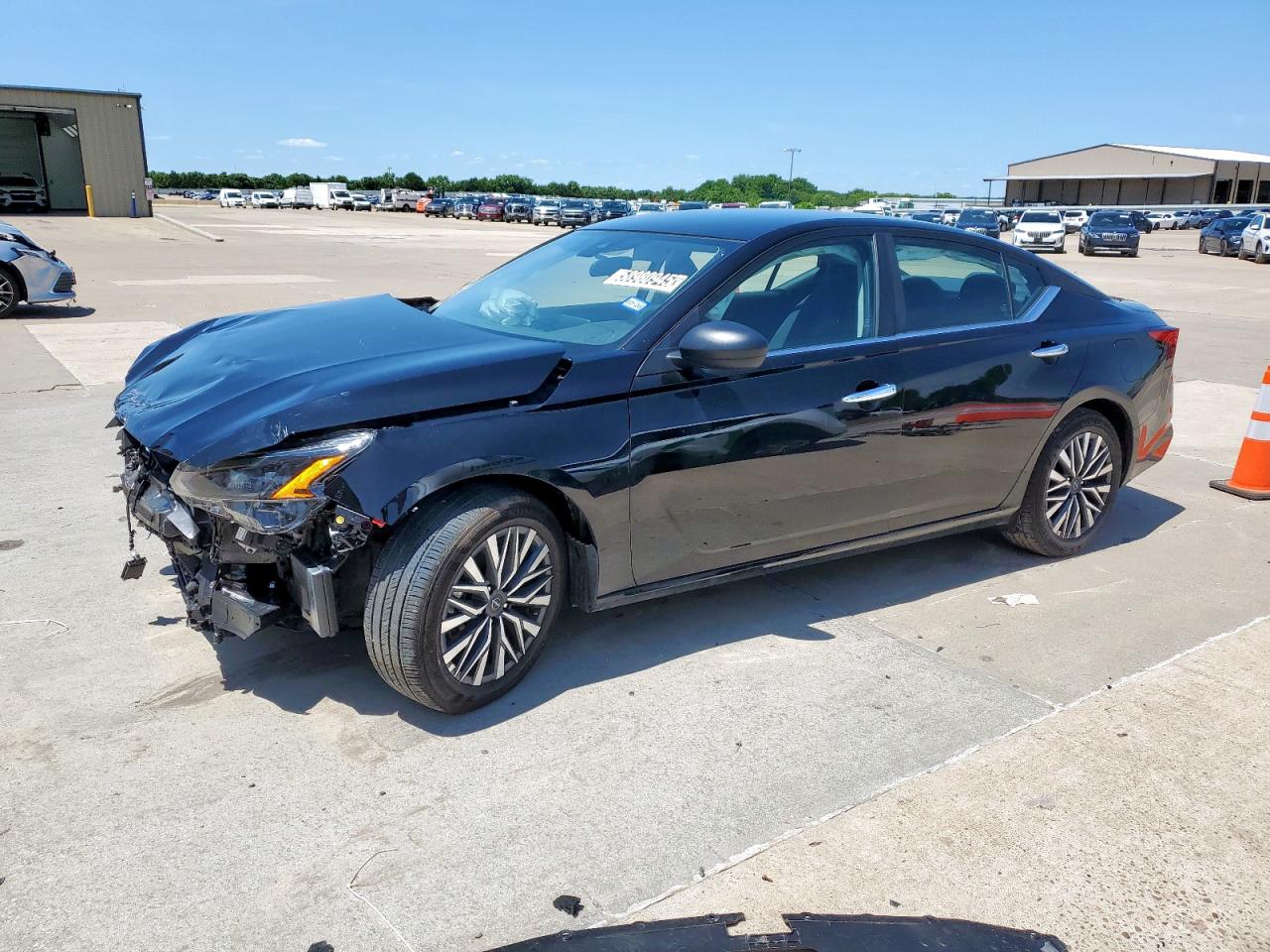 NISSAN ALTIMA SV