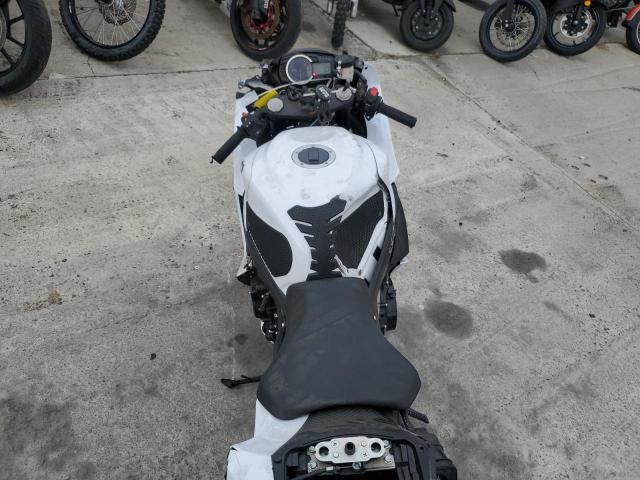 2020 SUZUKI GSX-R600 JS1GN7FA7L7100501