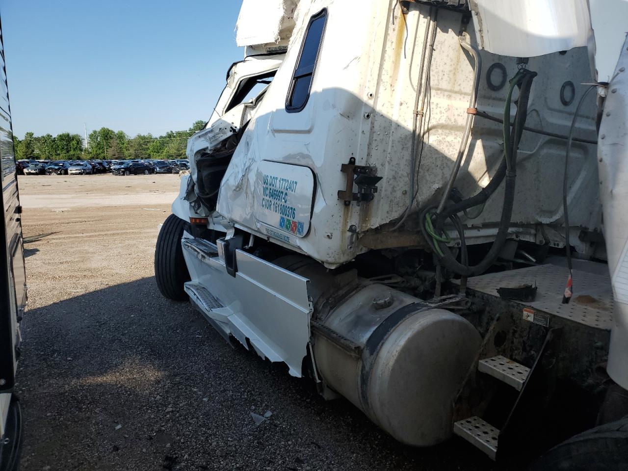 Lot #3291165962 2018 FREIGHTLINER CASCADIA 1