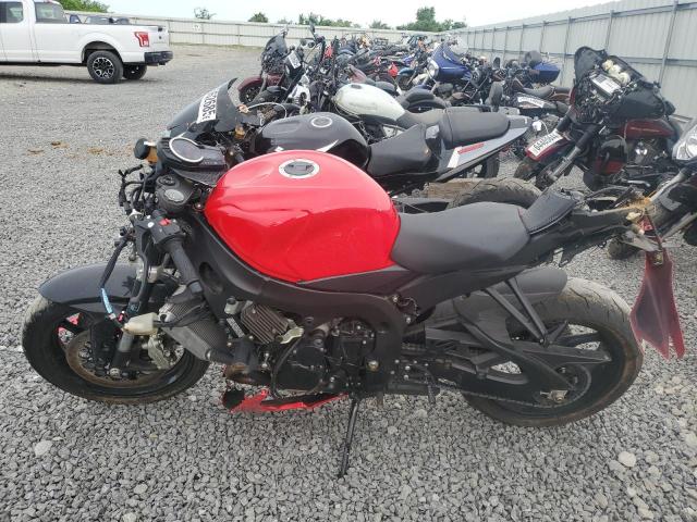 SUZUKI GSX-R600 2016 red  gas JS1GN7FA3G2100319 photo #4