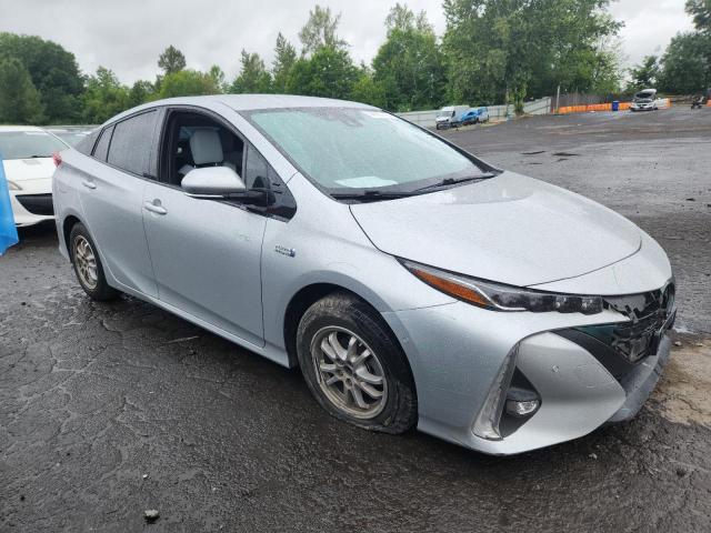 Vin: jtdkarfp1h3032349, lot: 58802145, toyota prius 20174