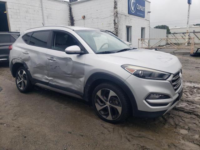 Vin: km8j33a23hu355807, lot: 58431795, hyundai tucson limited 20174