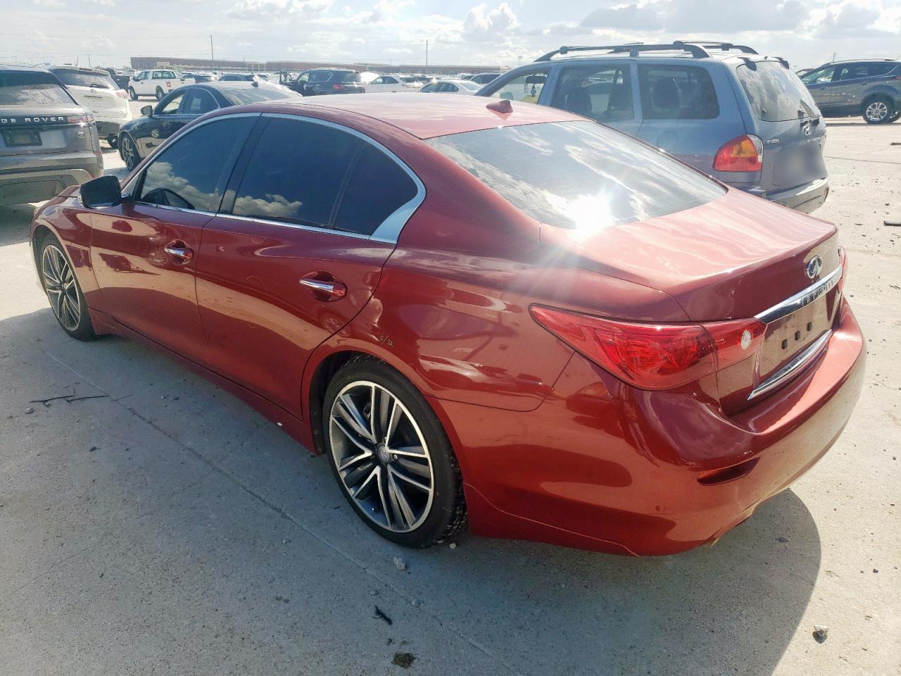 INFINITI Q50 2015