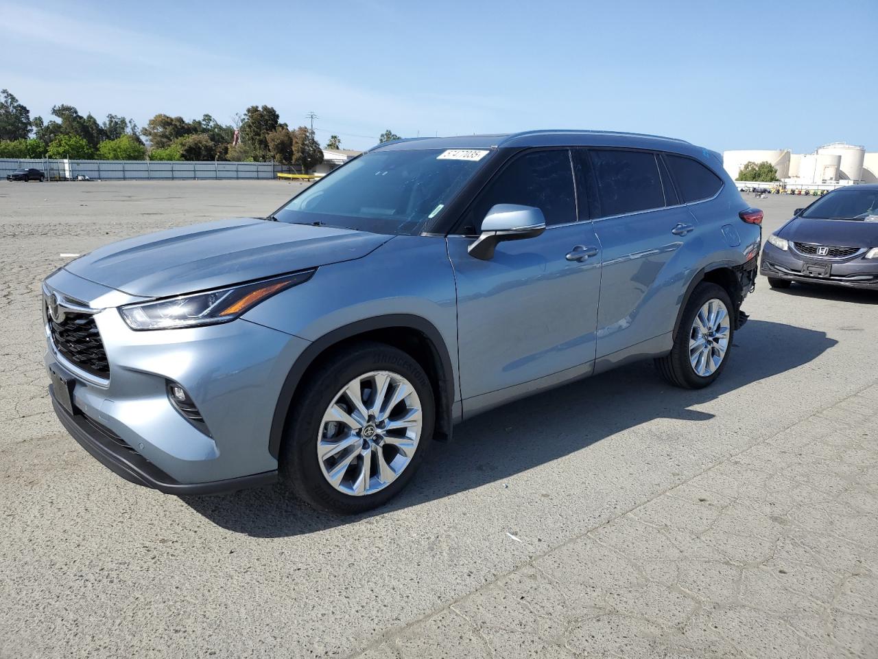 TOYOTA HIGHLANDER LIMITED
