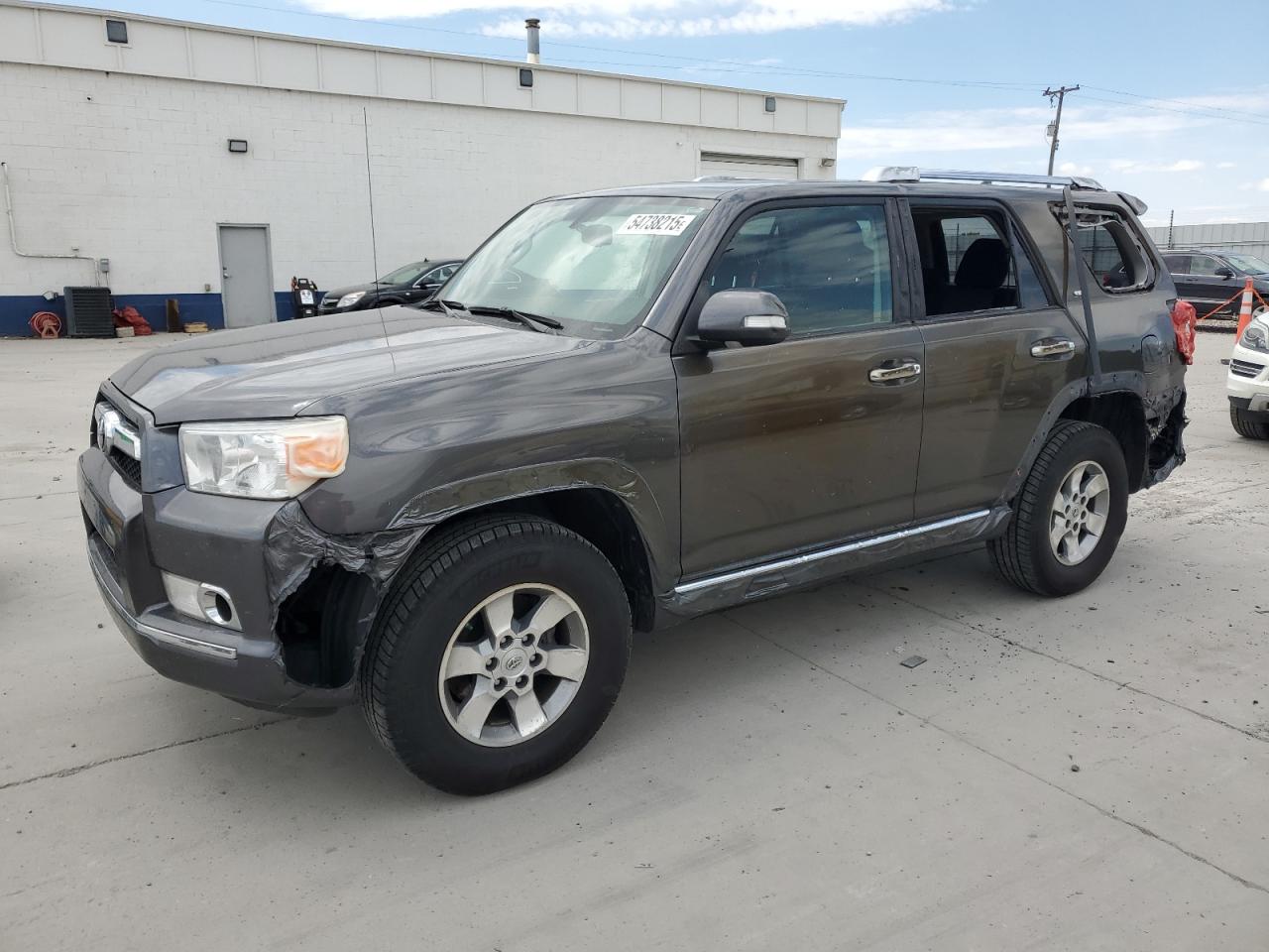 TOYOTA 4RUNNER SR5