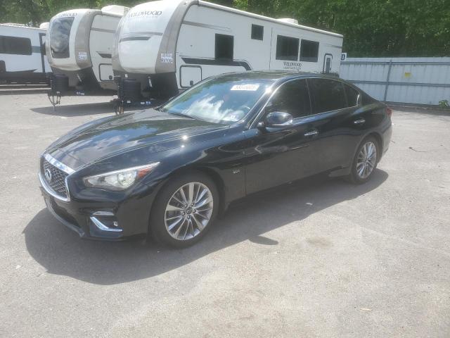 INFINITI Q50 LUXE