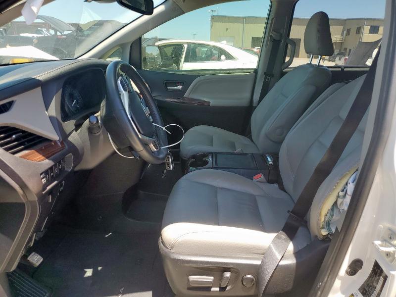2020 TOYOTA SIENNA XLE 5TDYZ3DC5LS085370