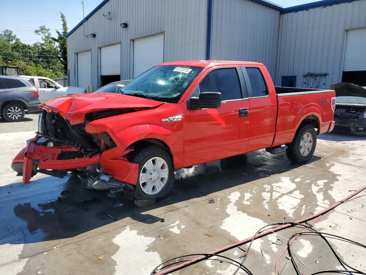 FORD F-150 SUPER CAB