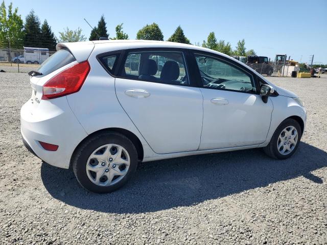 Vin: 3fadp4ej7dm200713, lot: 58084325, ford fiesta se 20133