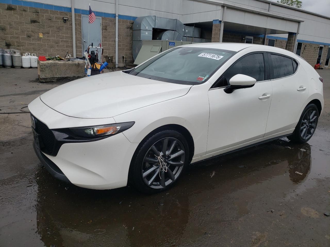 MAZDA 3 PREFERRED