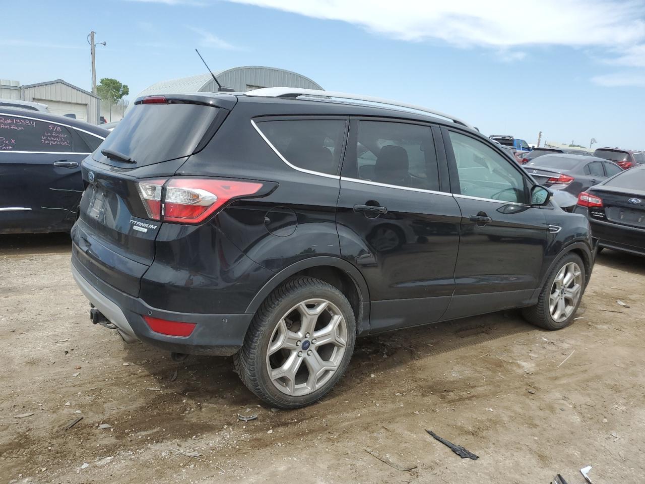 FORD ESCAPE TITANIUM