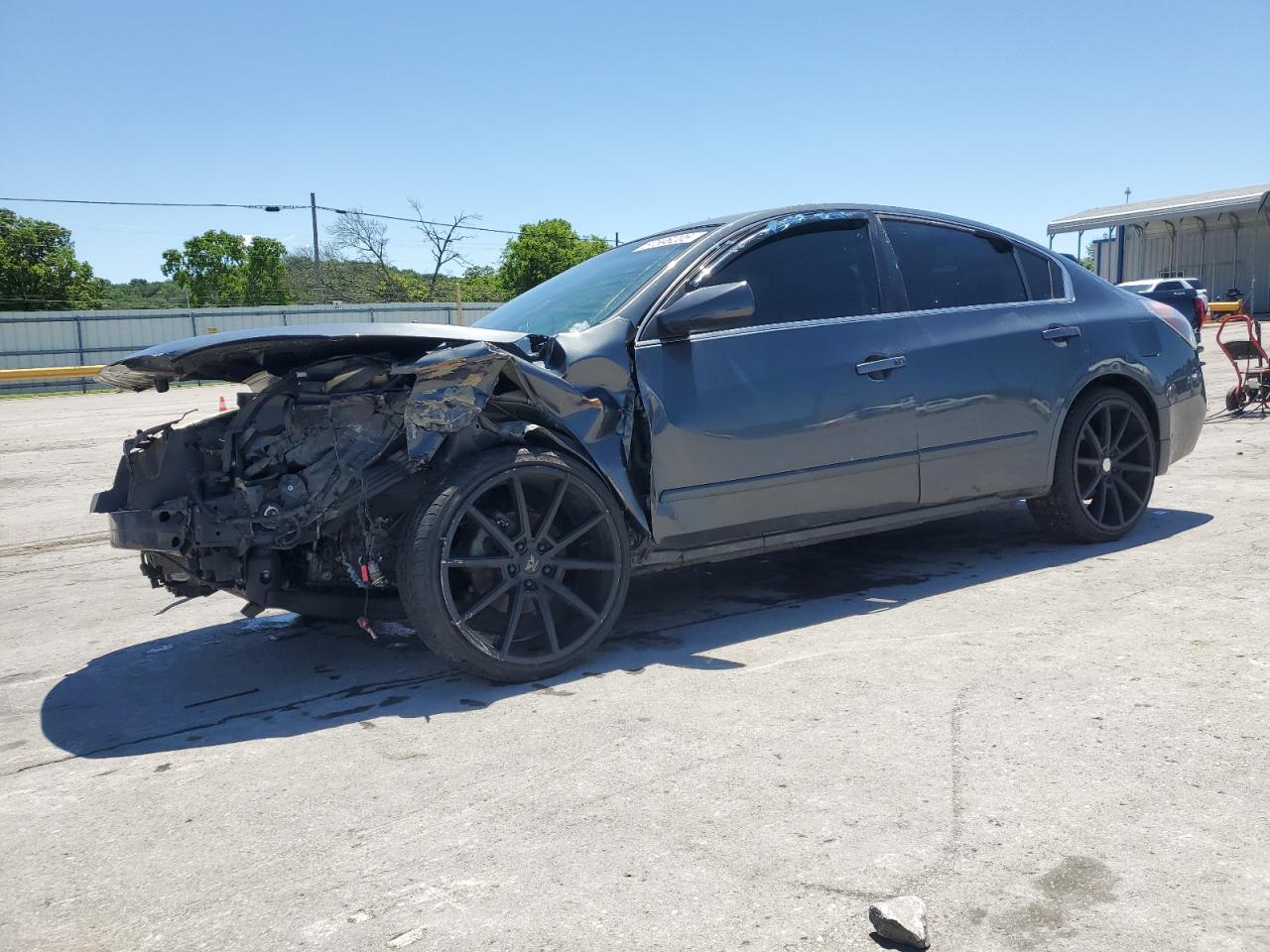 NISSAN ALTIMA BASE