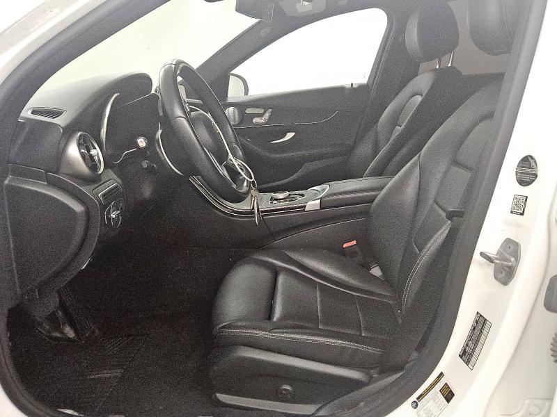 2021 MERCEDES-BENZ C 300 W1KWF8DB2MR606040