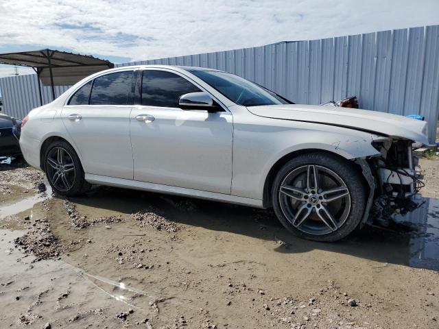 Vin: wddzf4jb8ja395382, lot: 55153015, mercedes-benz e-class 300 20184