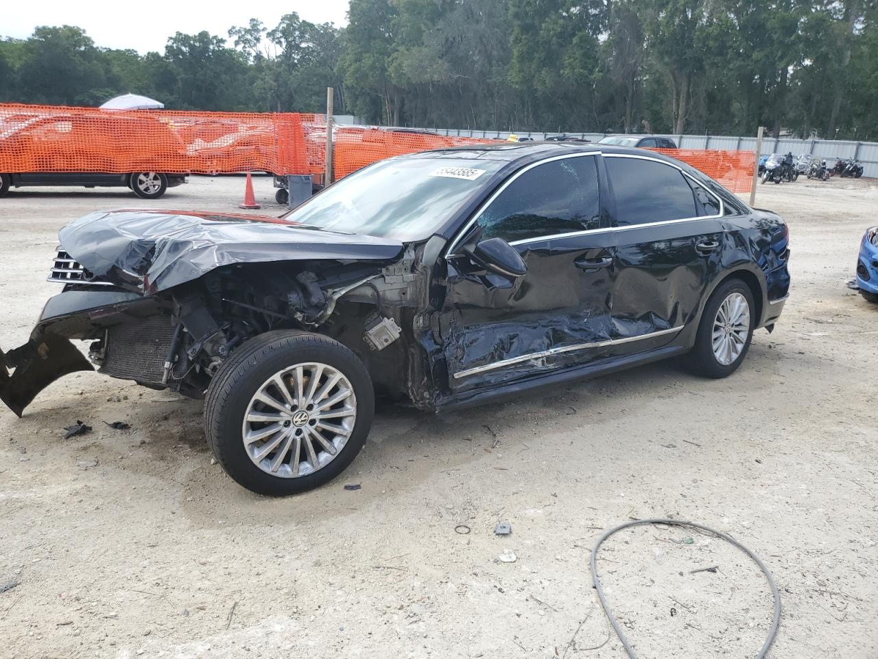 VOLKSWAGEN PASSAT SE