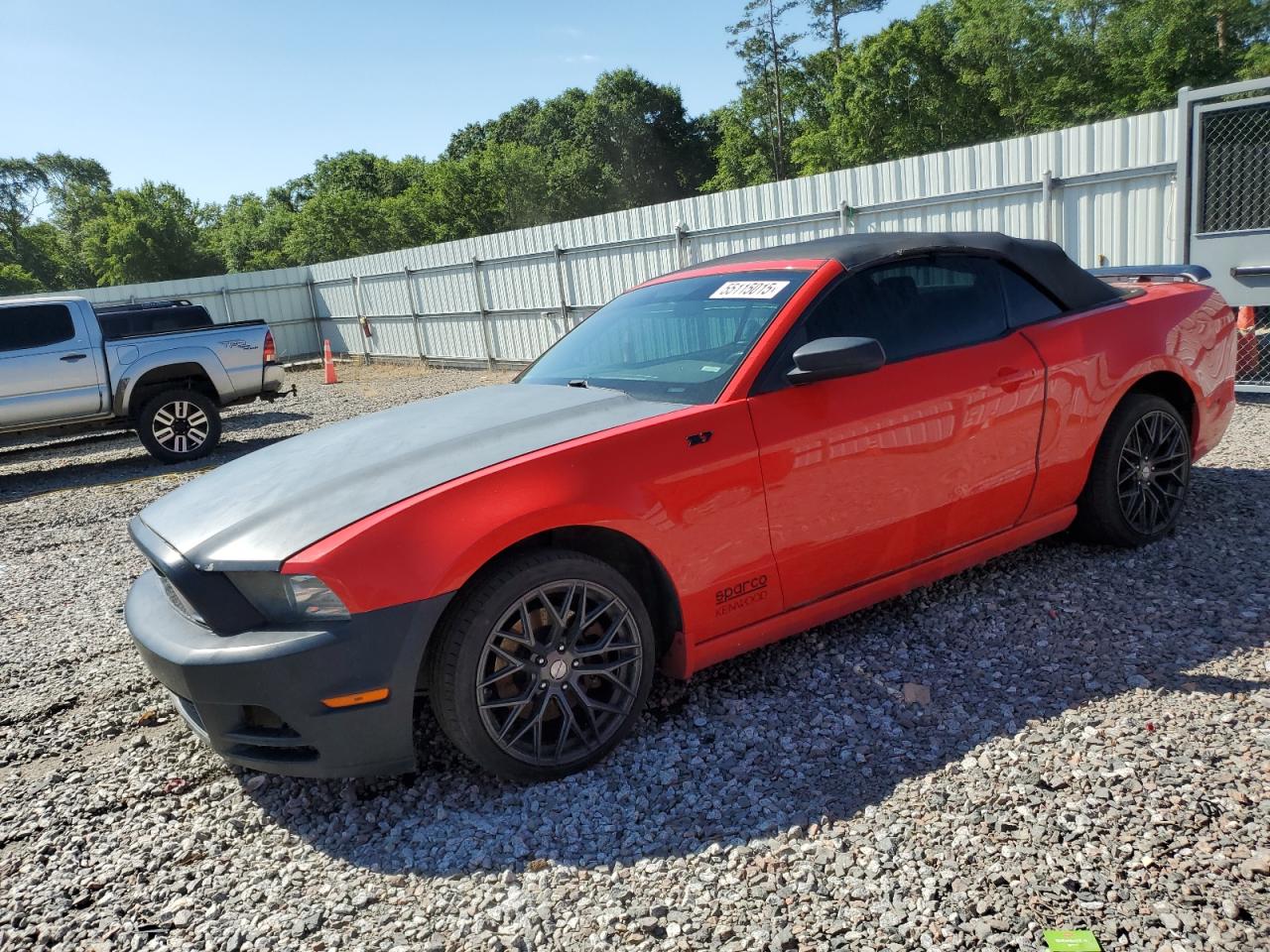 FORD MUSTANG