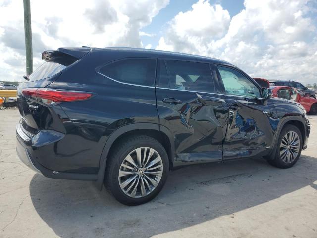 2021 TOYOTA HIGHLANDER 5TDEBRCH7MS017063