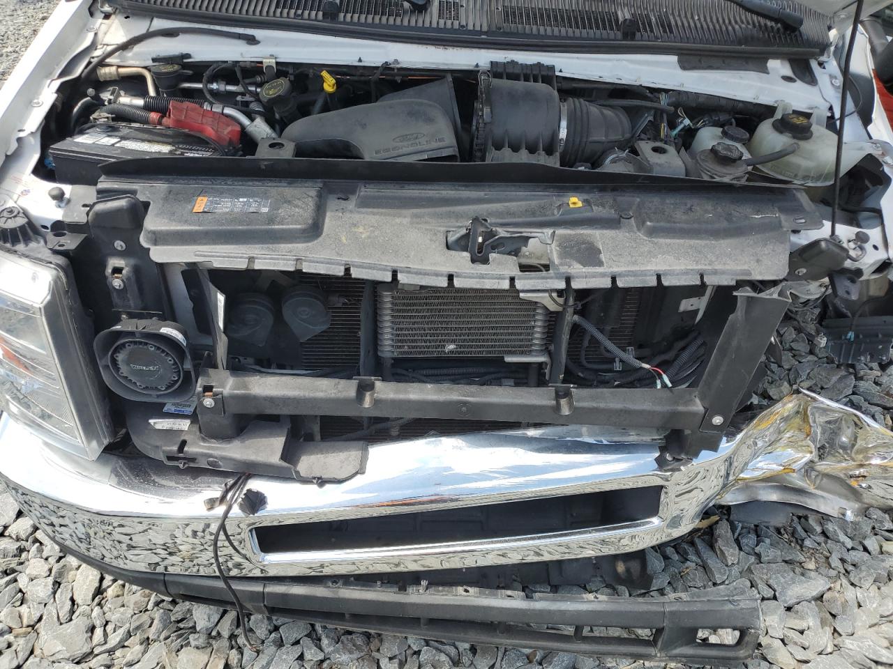 FORD ECONOLINE E450 SUPER DUTY CUTAWAY VAN