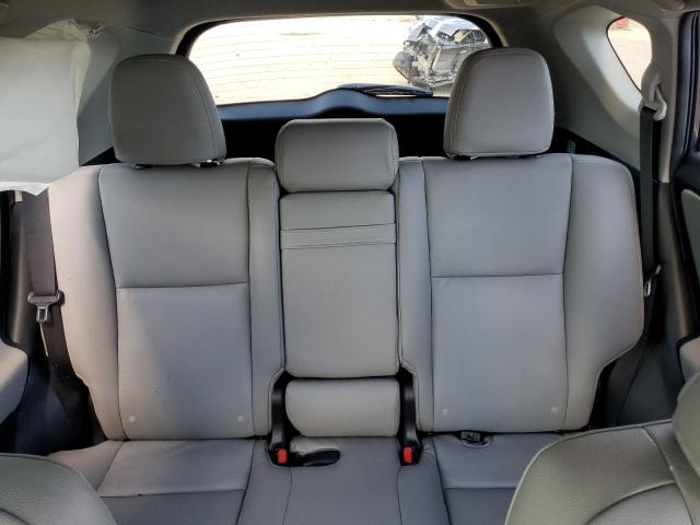 2018 TOYOTA RAV4 HV LE JTMRJREV6JD210318