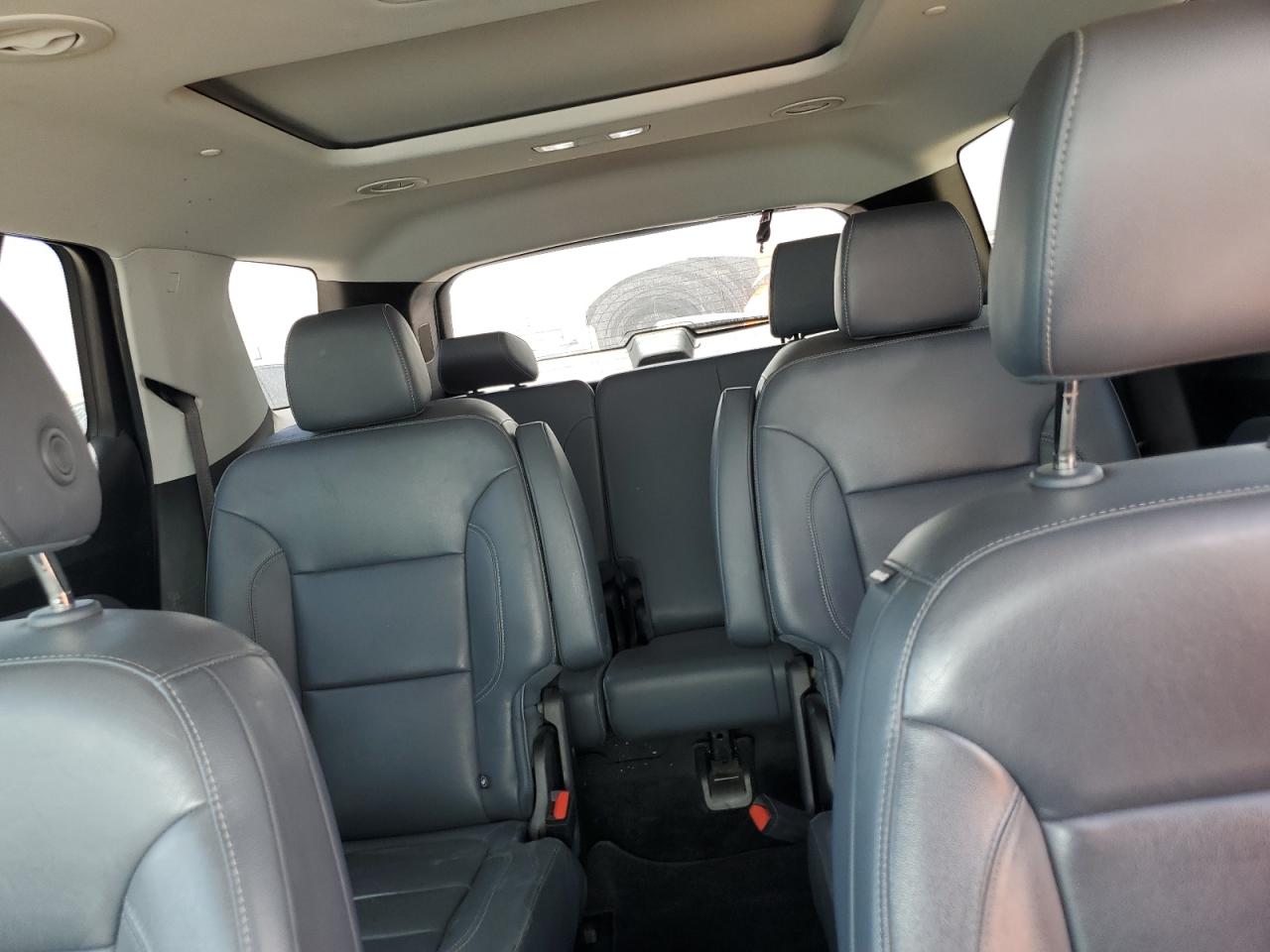 CHEVROLET TRAVERSE LT