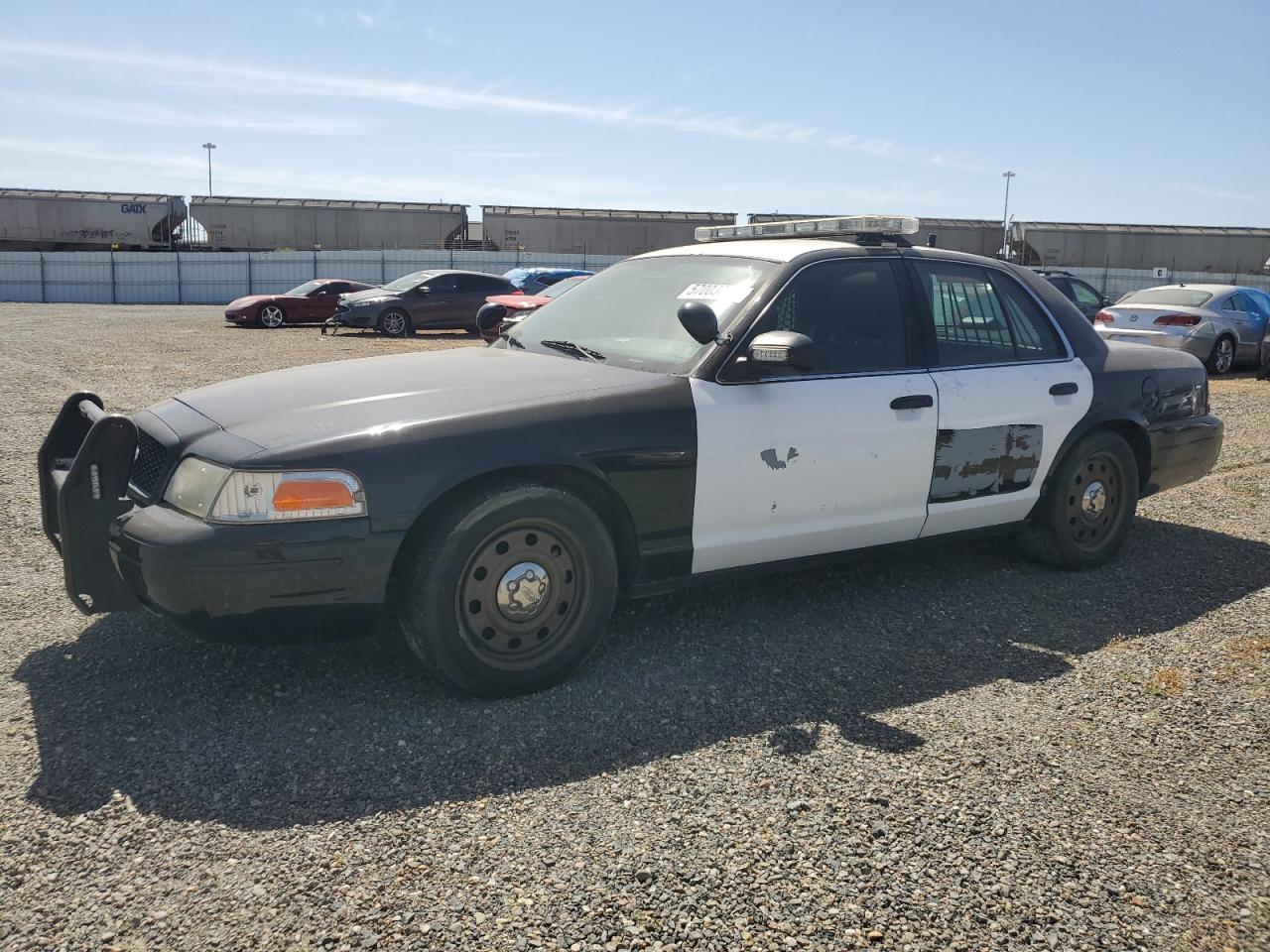 FORD CROWN VICTORIA POLICE INTERCEPTOR