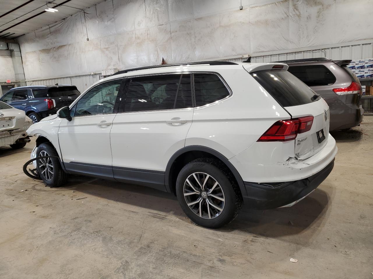 VOLKSWAGEN TIGUAN SE