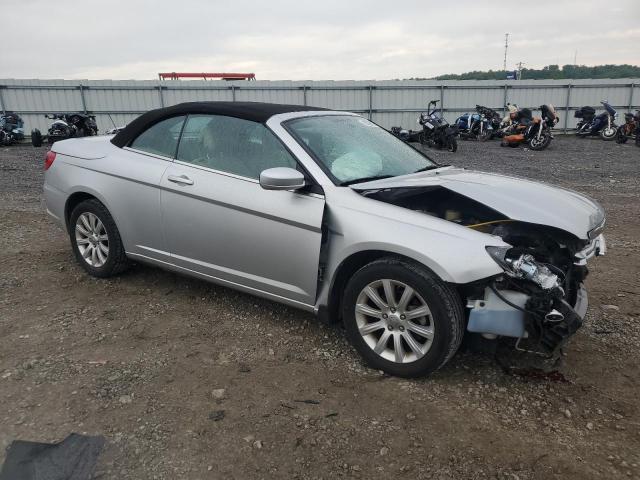 Vin: 1c3bc2eg4bn530158, lot: 55896035, chrysler 200 touring 20114