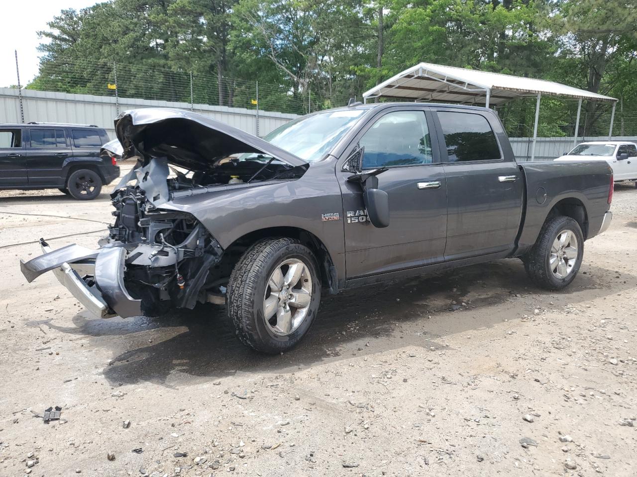 RAM 1500 SLT