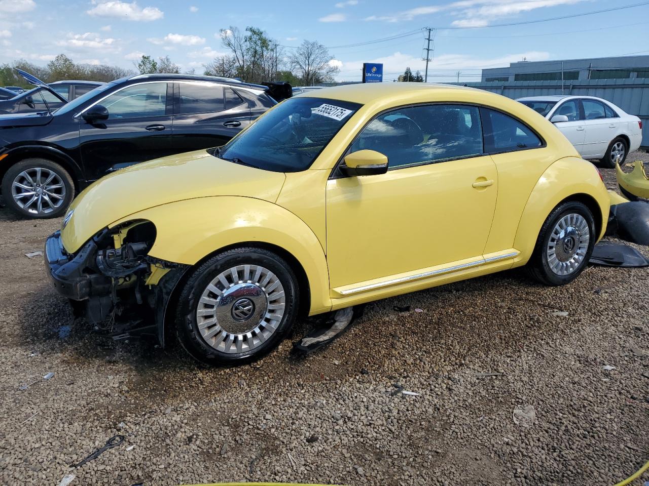 VOLKSWAGEN BEETLE