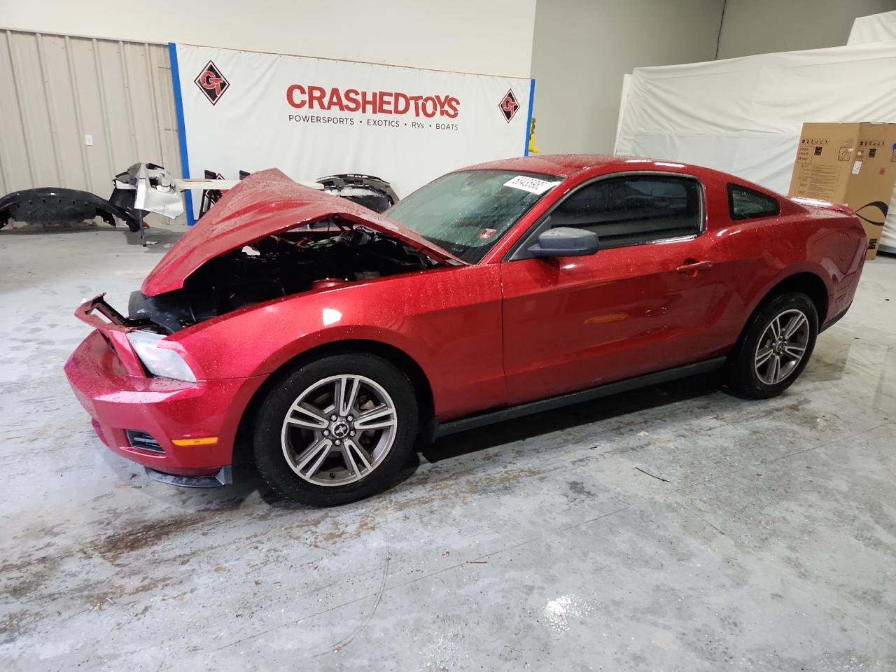 FORD MUSTANG