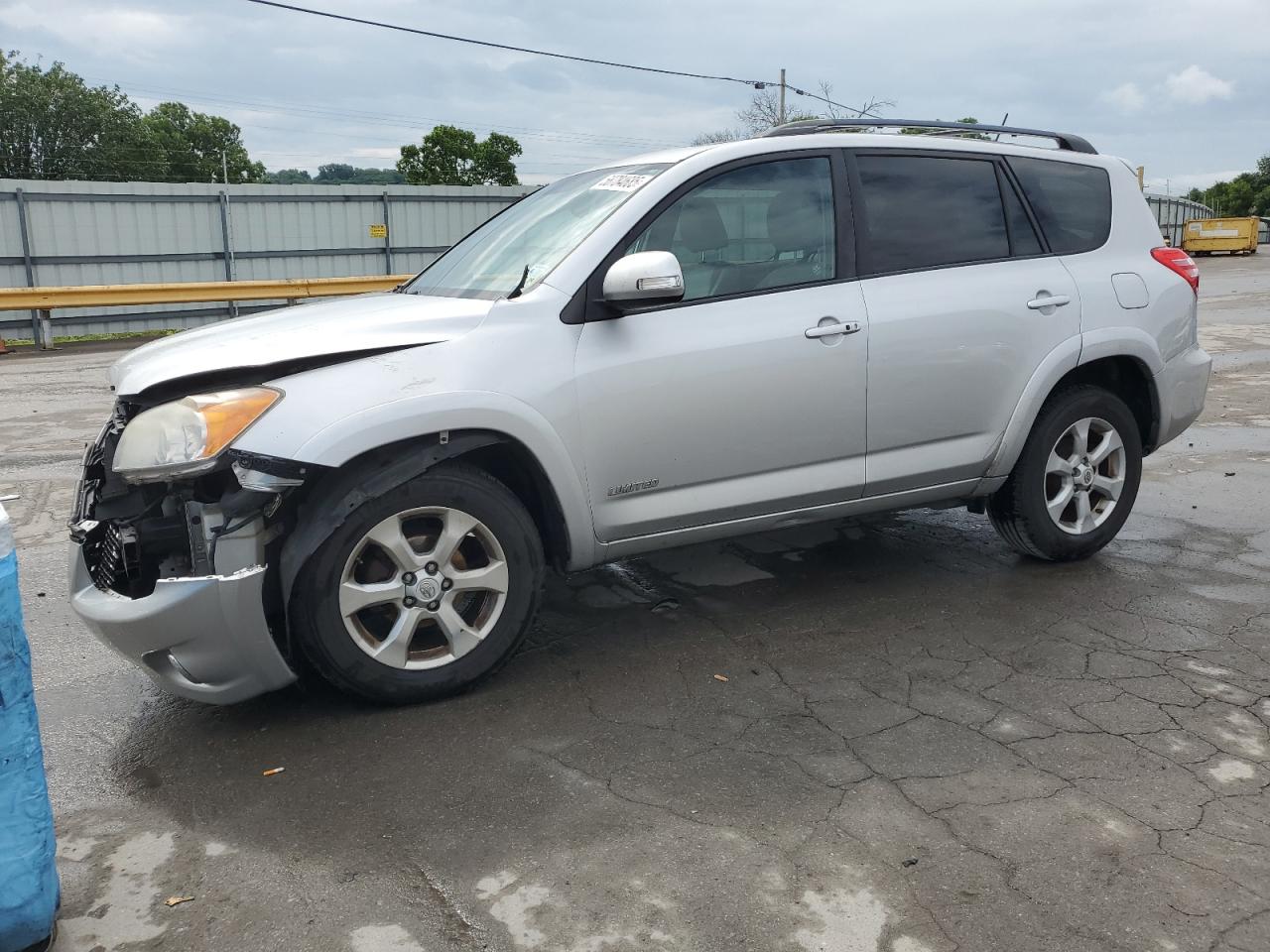 TOYOTA RAV4 LIMITED