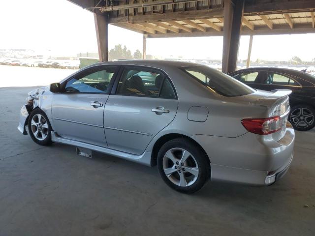 Vin: 2t1bu4ee6dc933826, lot: 55635855, toyota corolla base 20132