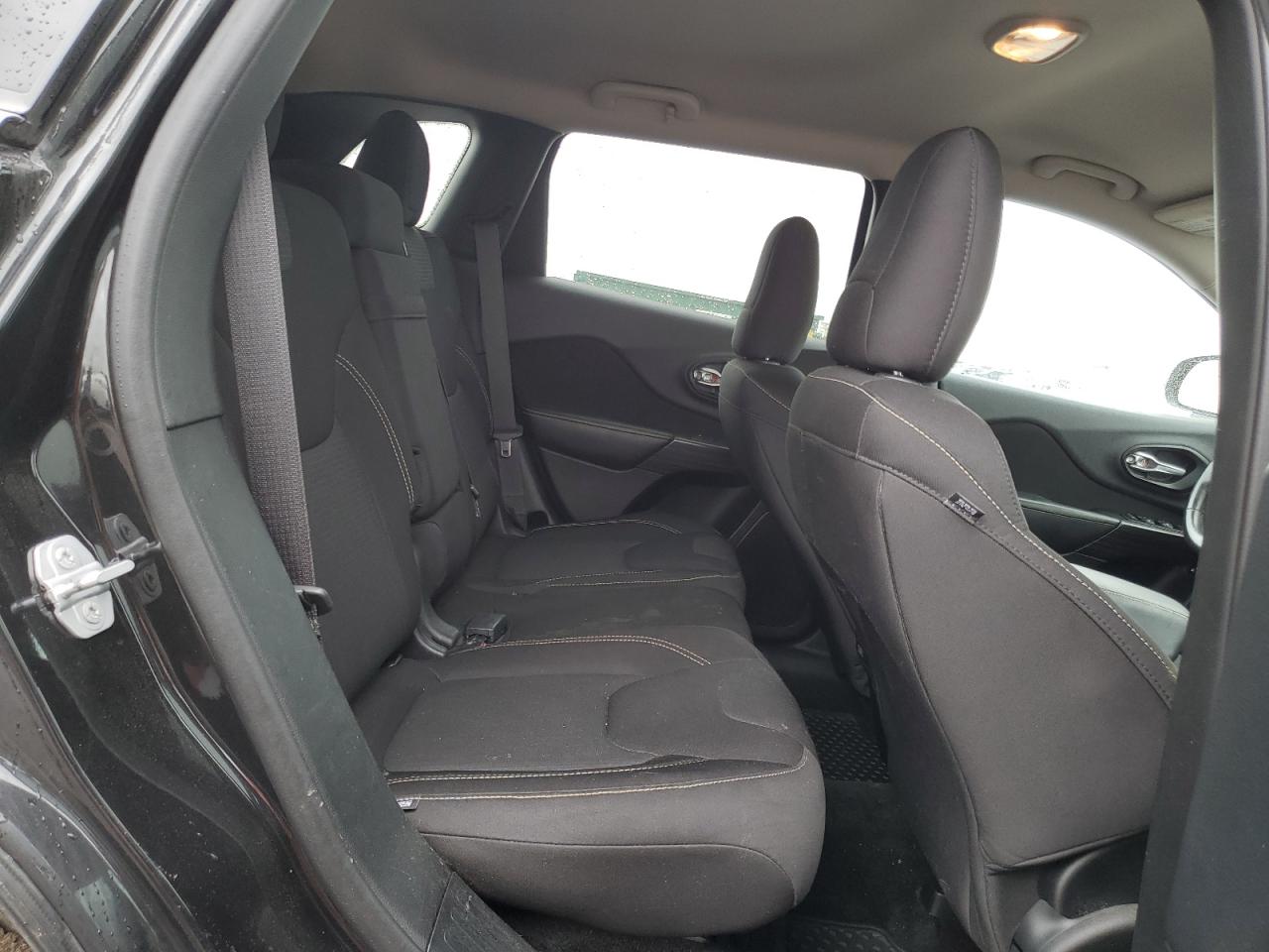 JEEP GRAND CHEROKEE LATITUDE