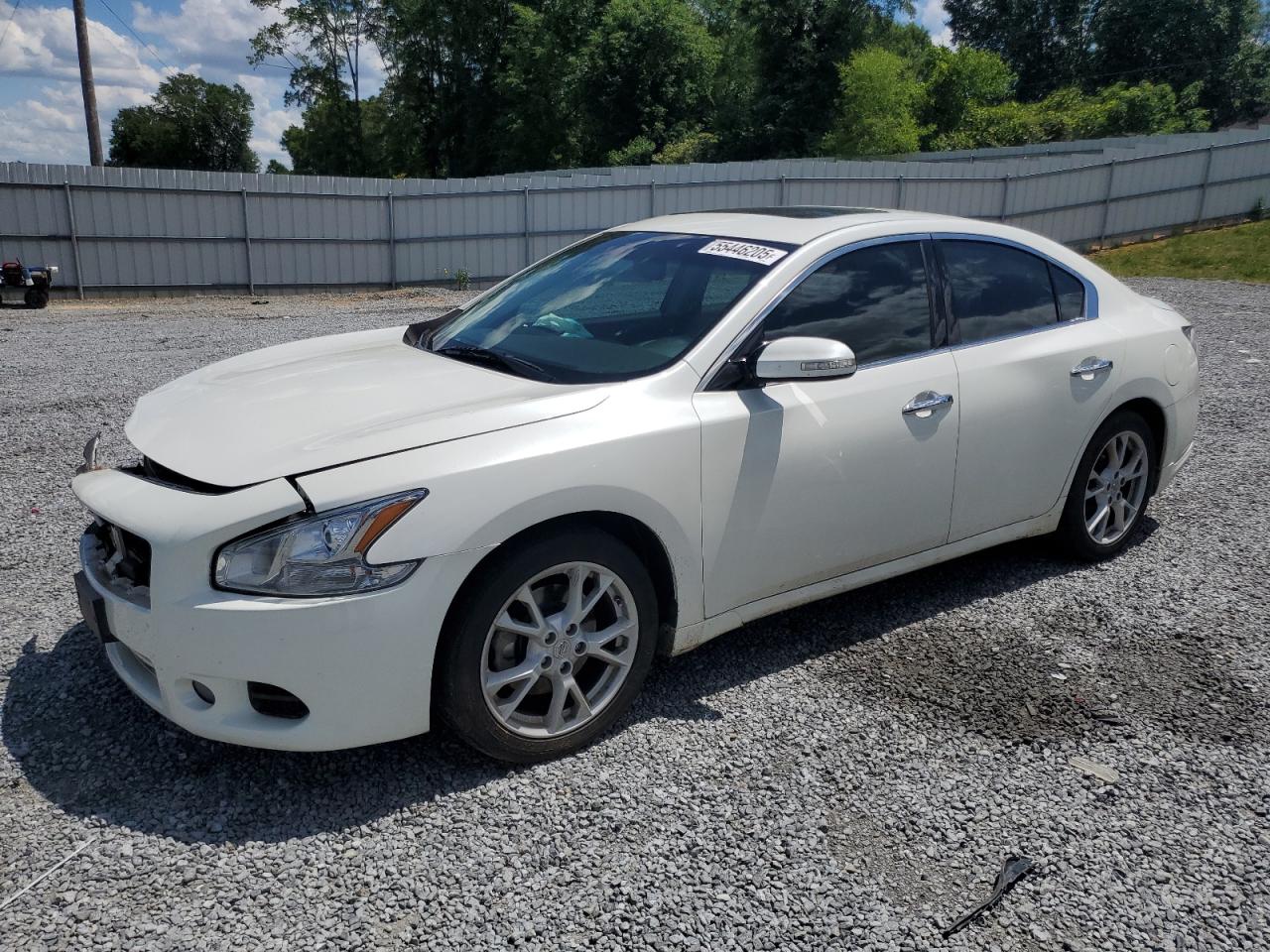NISSAN MAXIMA S