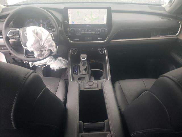 2024 TOYOTA GRAND HIGH 5TDAAAB56RS056857