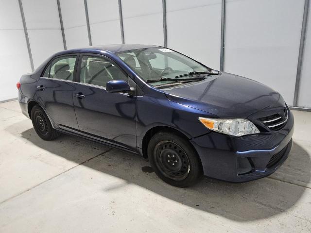 Vin: 2t1bu4ee7dc922110, lot: 57913675, toyota corolla base 20134
