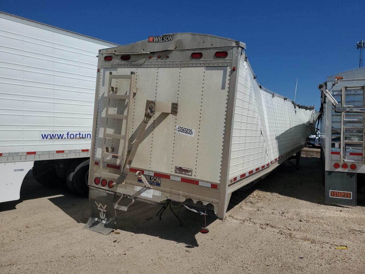 Lot #3202495708 2018 WILX HOPPER