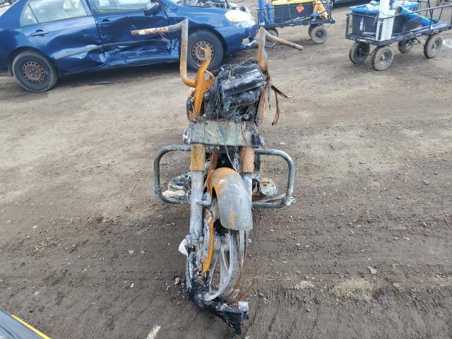 2011 HARLEY-DAVIDSON FLHX - 1HD1KBM16BB615459