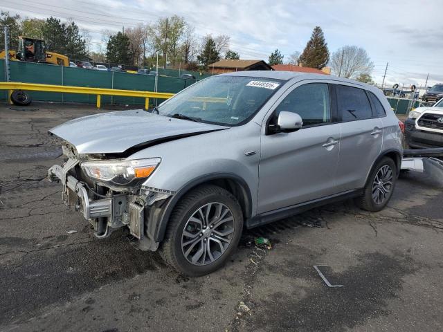 MITSUBISHI OUTLANDER SE