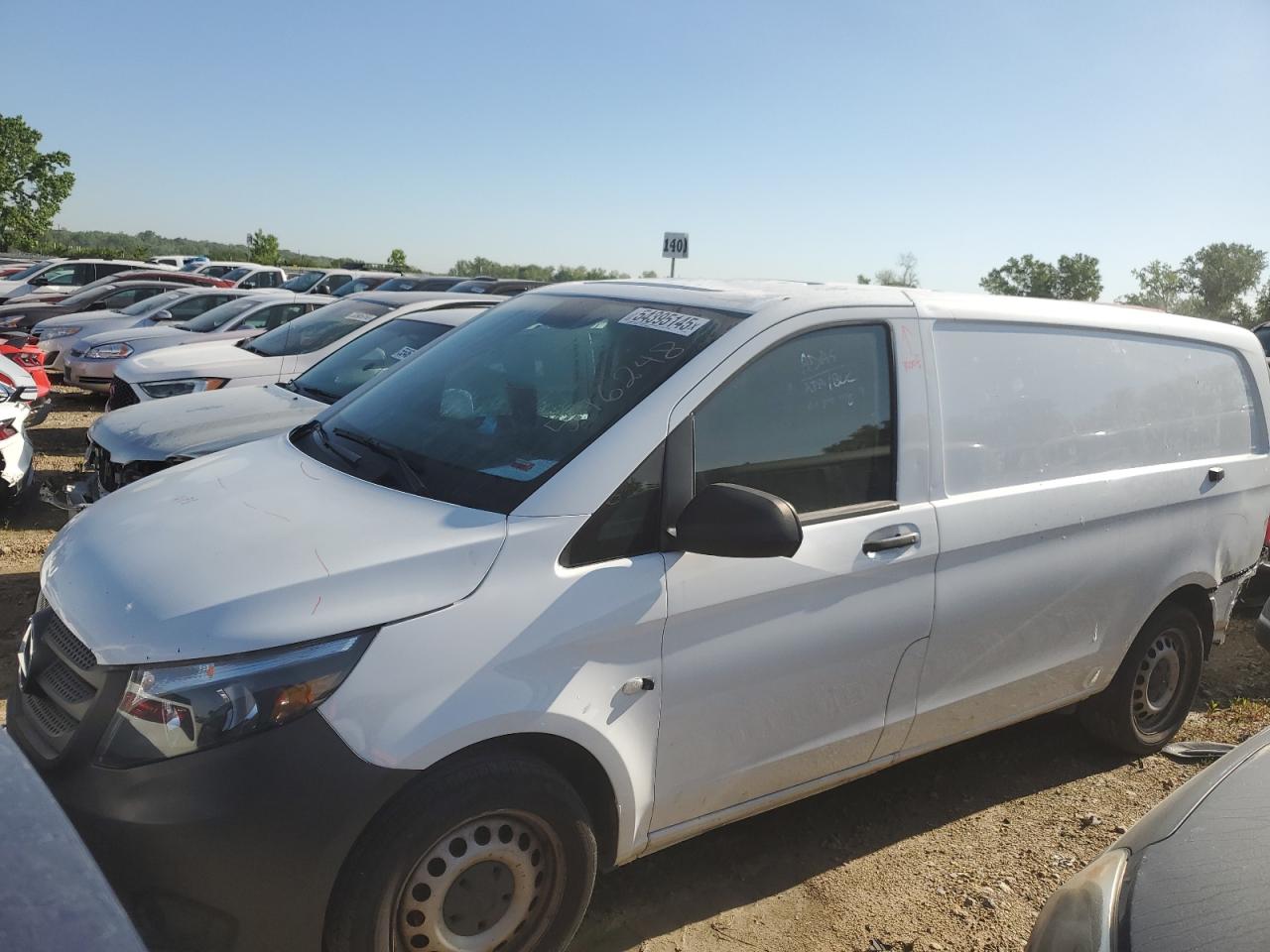 MERCEDES-BENZ METRIS