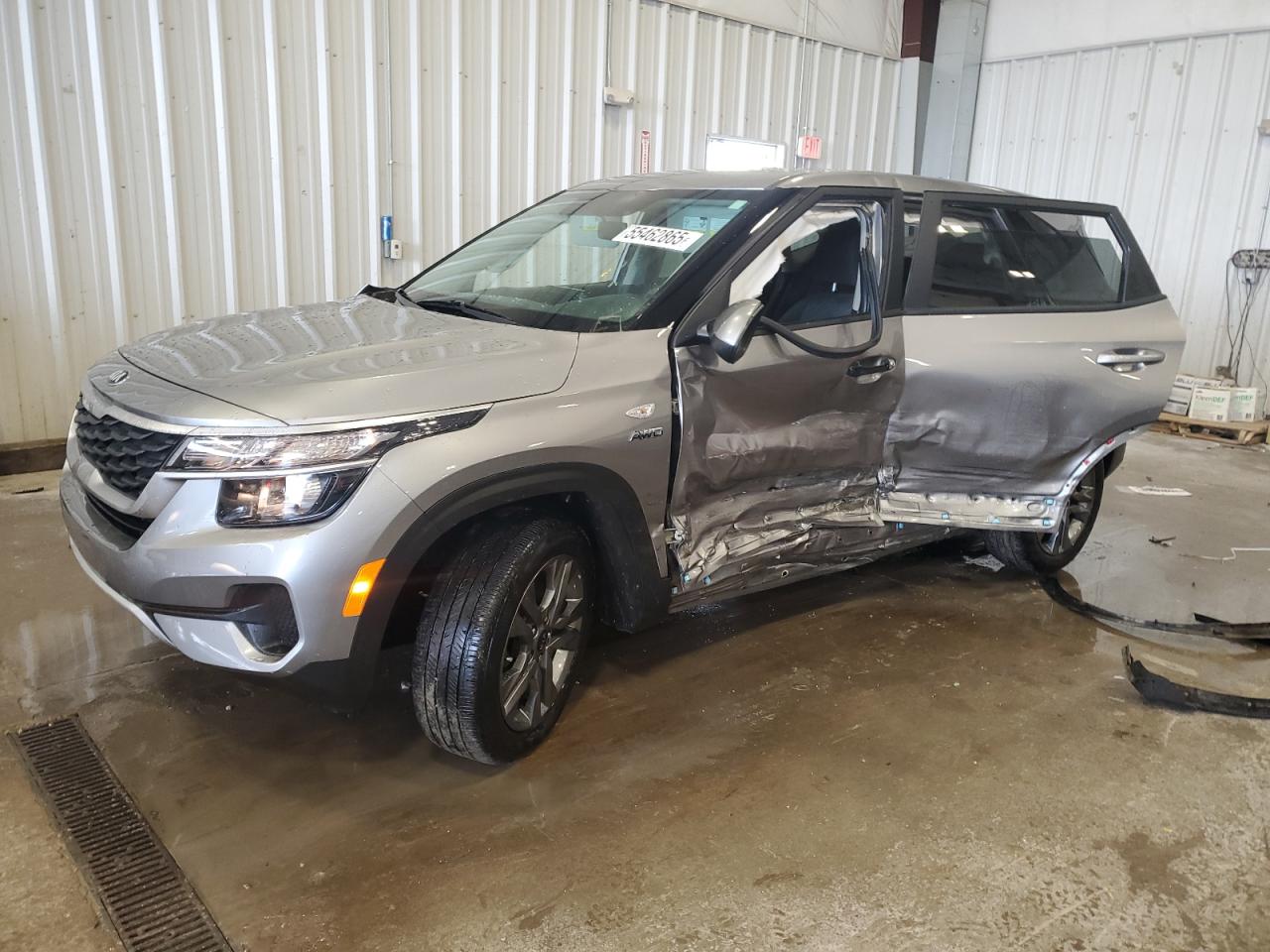 KIA SELTOS LX
