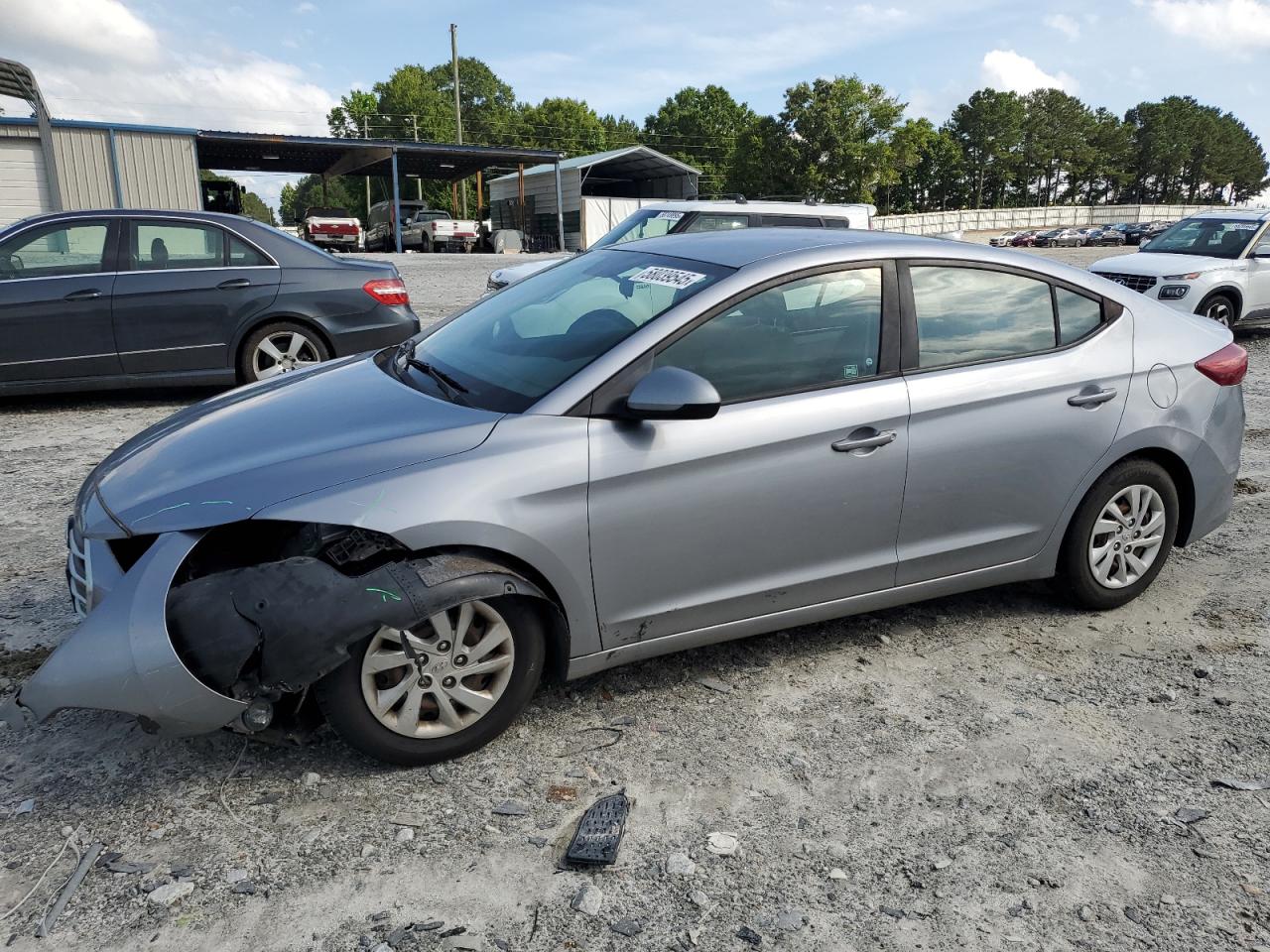 HYUNDAI ELANTRA SE