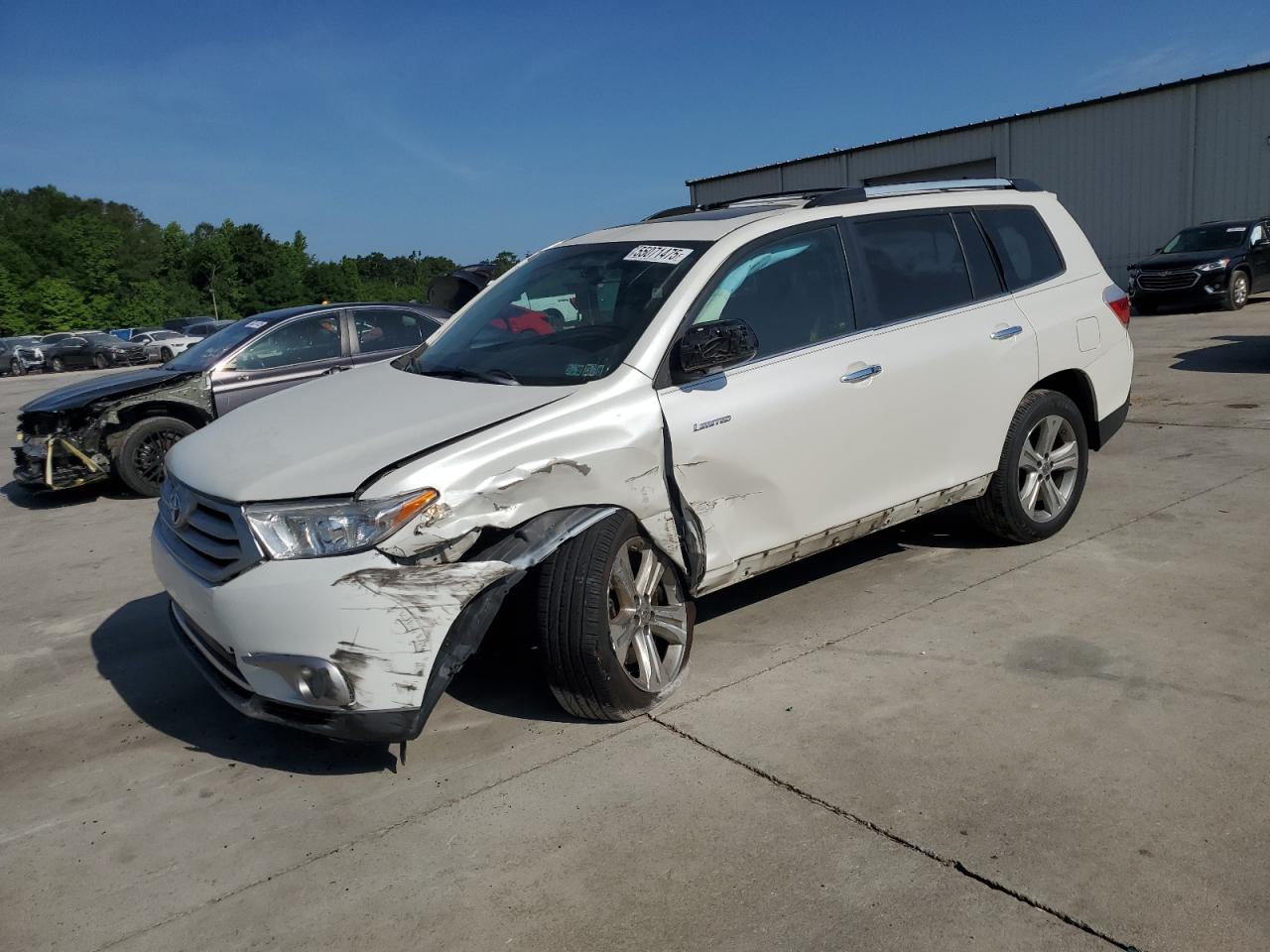 TOYOTA HIGHLANDER LIMITED