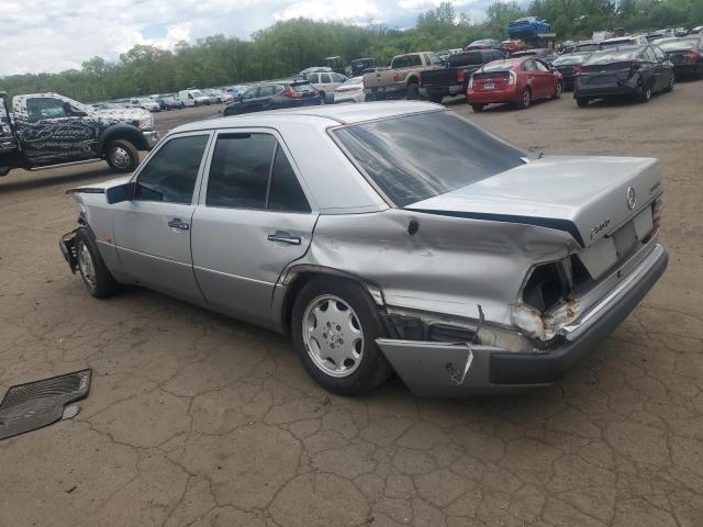 Vin: wdb1241281c004217, lot: 56098015, mercedes-benz e-class 19942