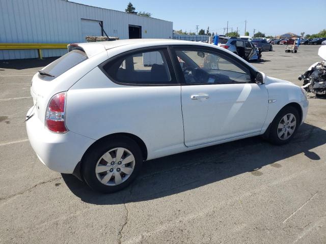 HYUNDAI ACCENT GL 2011 white  gas KMHCM3AC4BU192462 photo #4