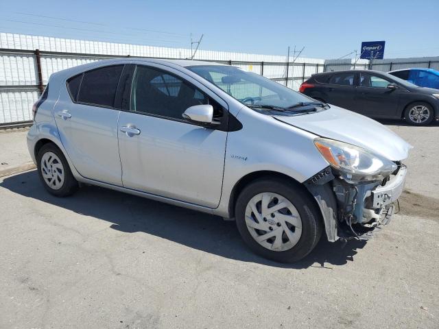 2016 TOYOTA PRIUS C JTDKDTB38G1136581