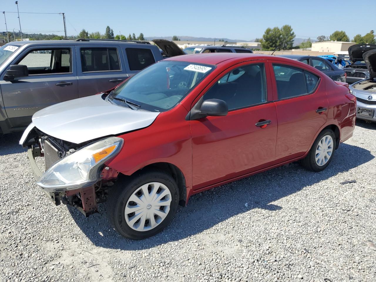 NISSAN VERSA S