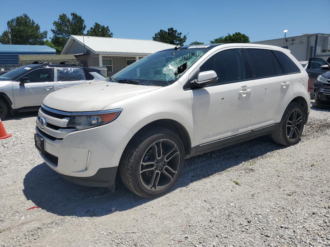  Salvage Ford Edge