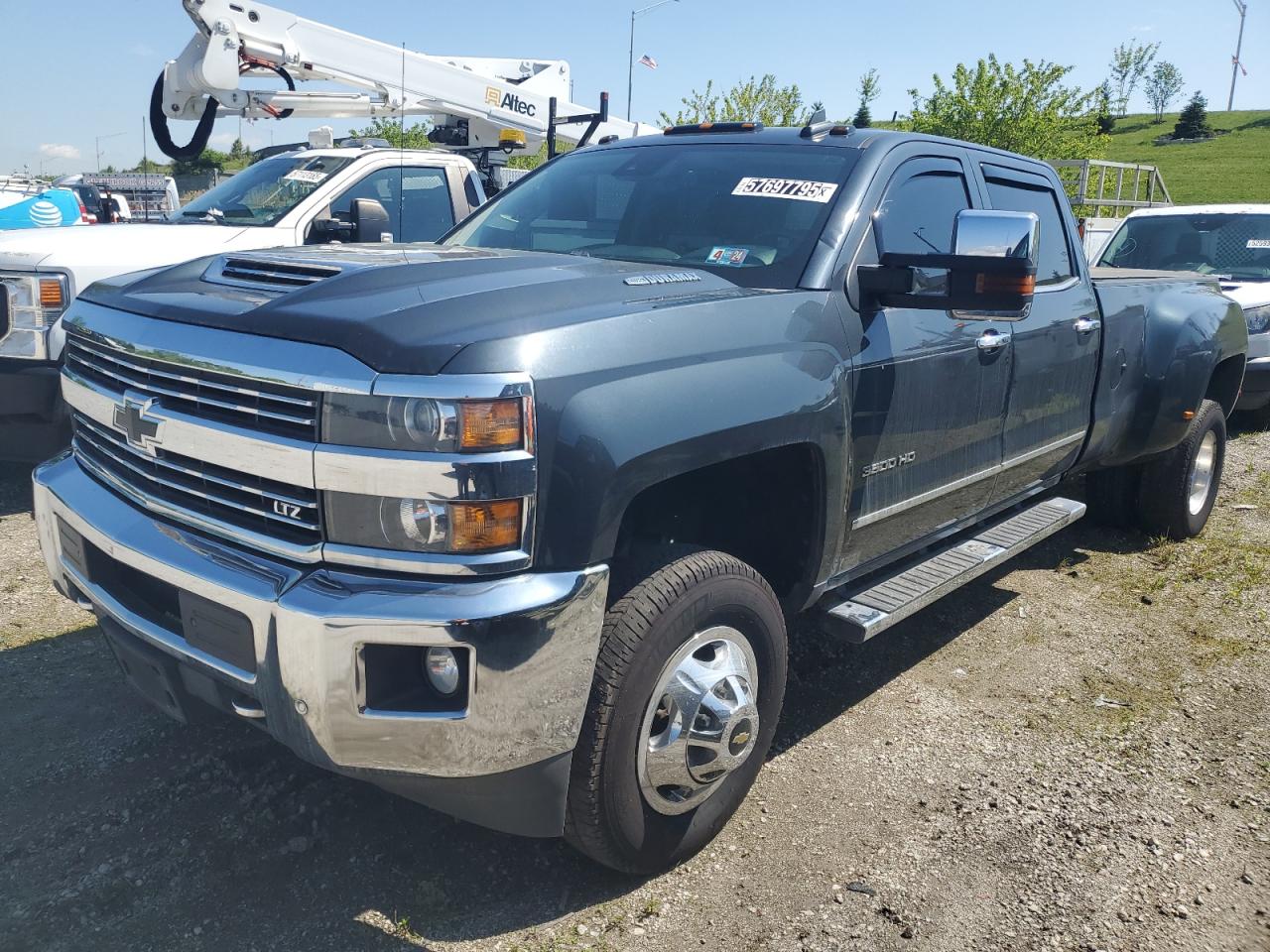 CHEVROLET SILVERADO 3500 K3500 LTZ