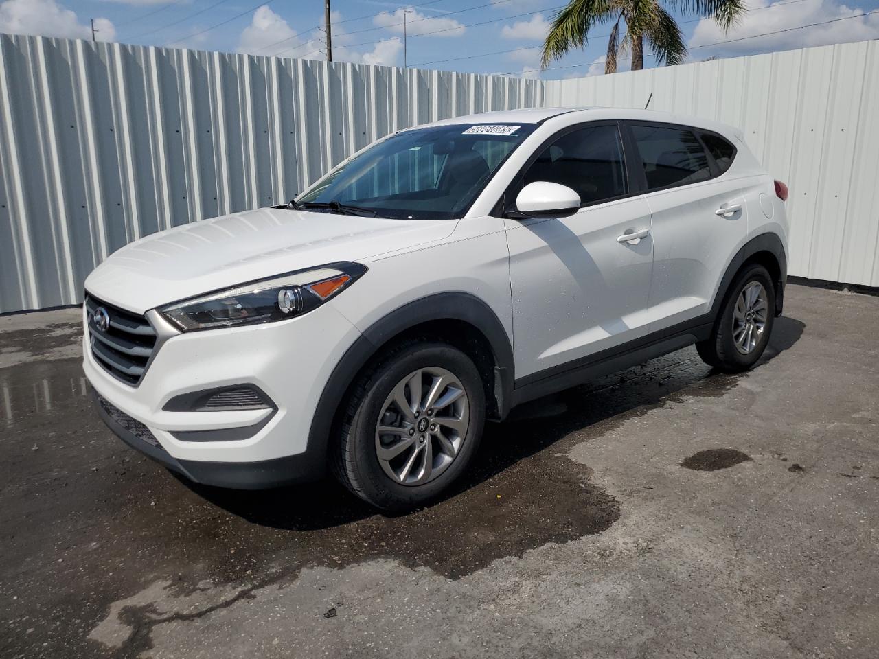 HYUNDAI TUCSON SE